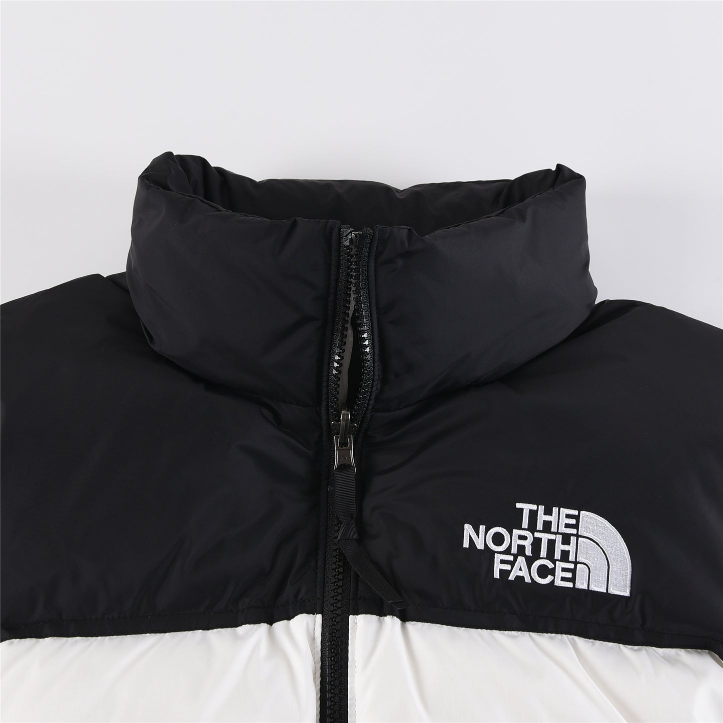 The North Face Jacket 1966 Retro Nuptse Modell 700