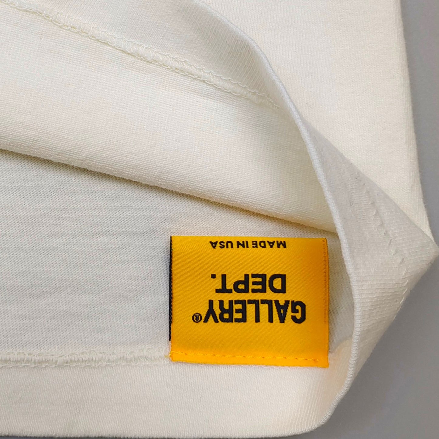Gallery Dept. De La Galerie Long-Sleeve 'Cream'